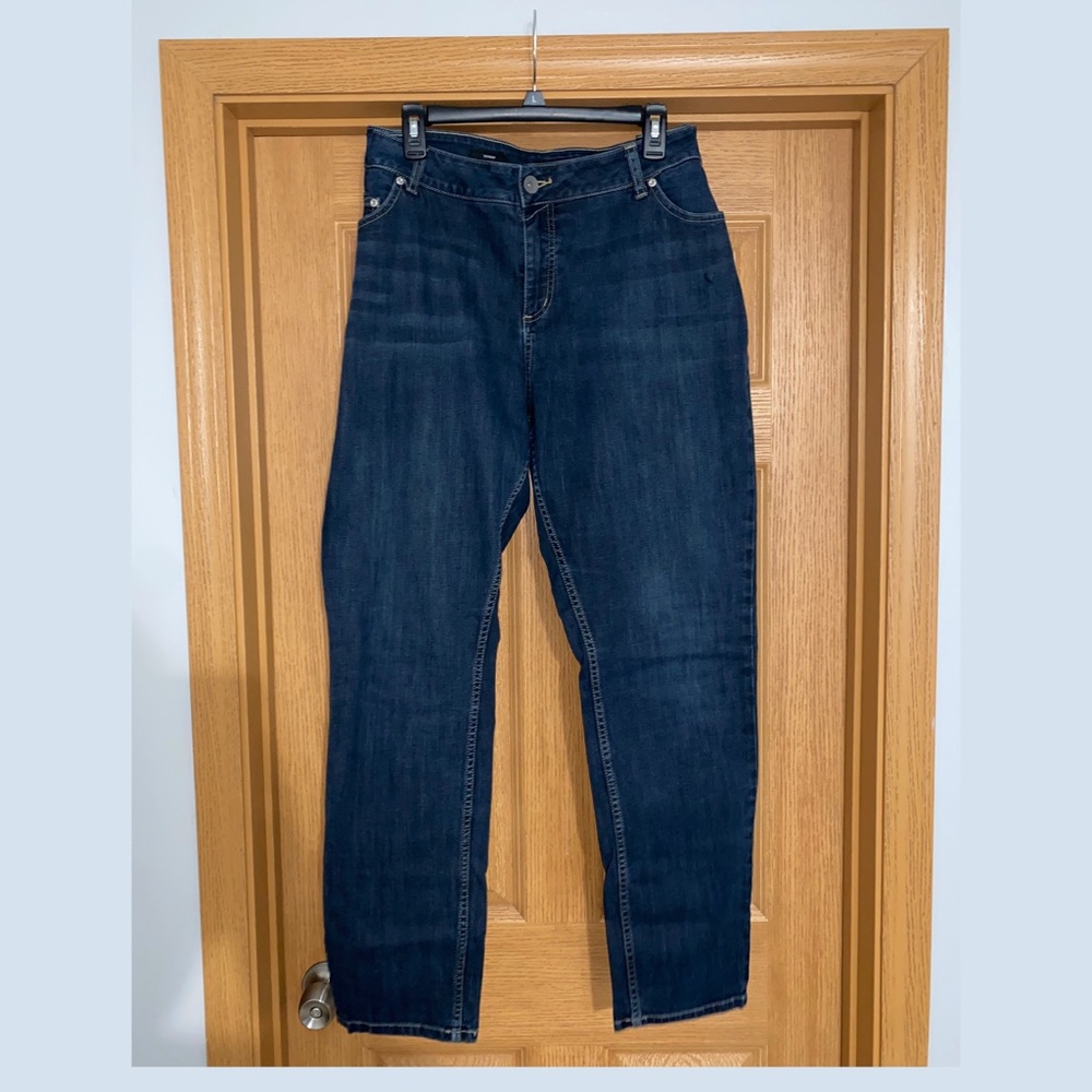 women’s jeans